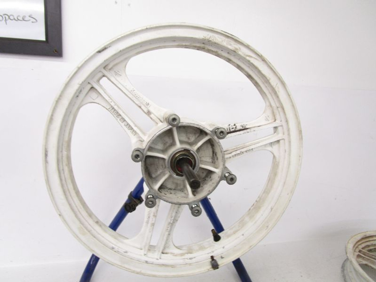 92 Kawasaki Ninja EX 500 Front Wheel Rim 16x2.15 41073-1411